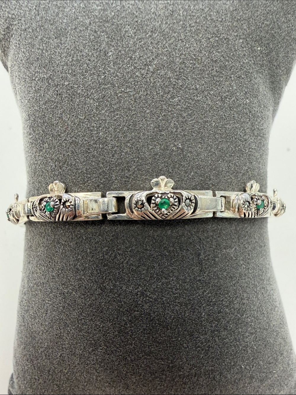 Sterling Silver Claddagh Link Bracelet